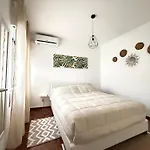 Casa Algarvia Townhouse Patio & Rooftop Portimão