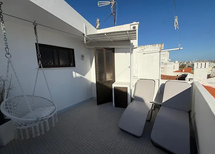 Будинок відпочинку Casa Algarvia Townhouse Patio & Rooftop