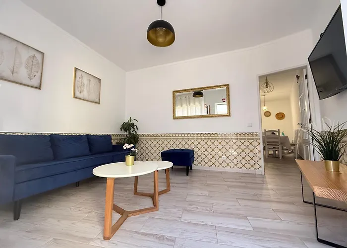 Casa Algarvia Townhouse Patio & Rooftop Feriehus Portimão