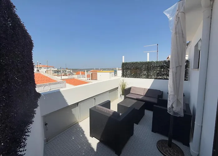 Casa Algarvia Townhouse Patio & Rooftop Tatil Evi