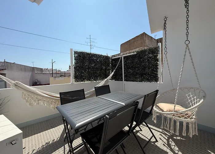 Casa Algarvia Townhouse Patio & Rooftop Tatil Evi *